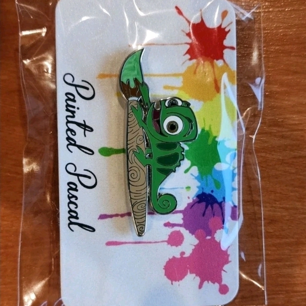 Painted Pascal Disney Fantasy Pin Set - Picture 6 of 7